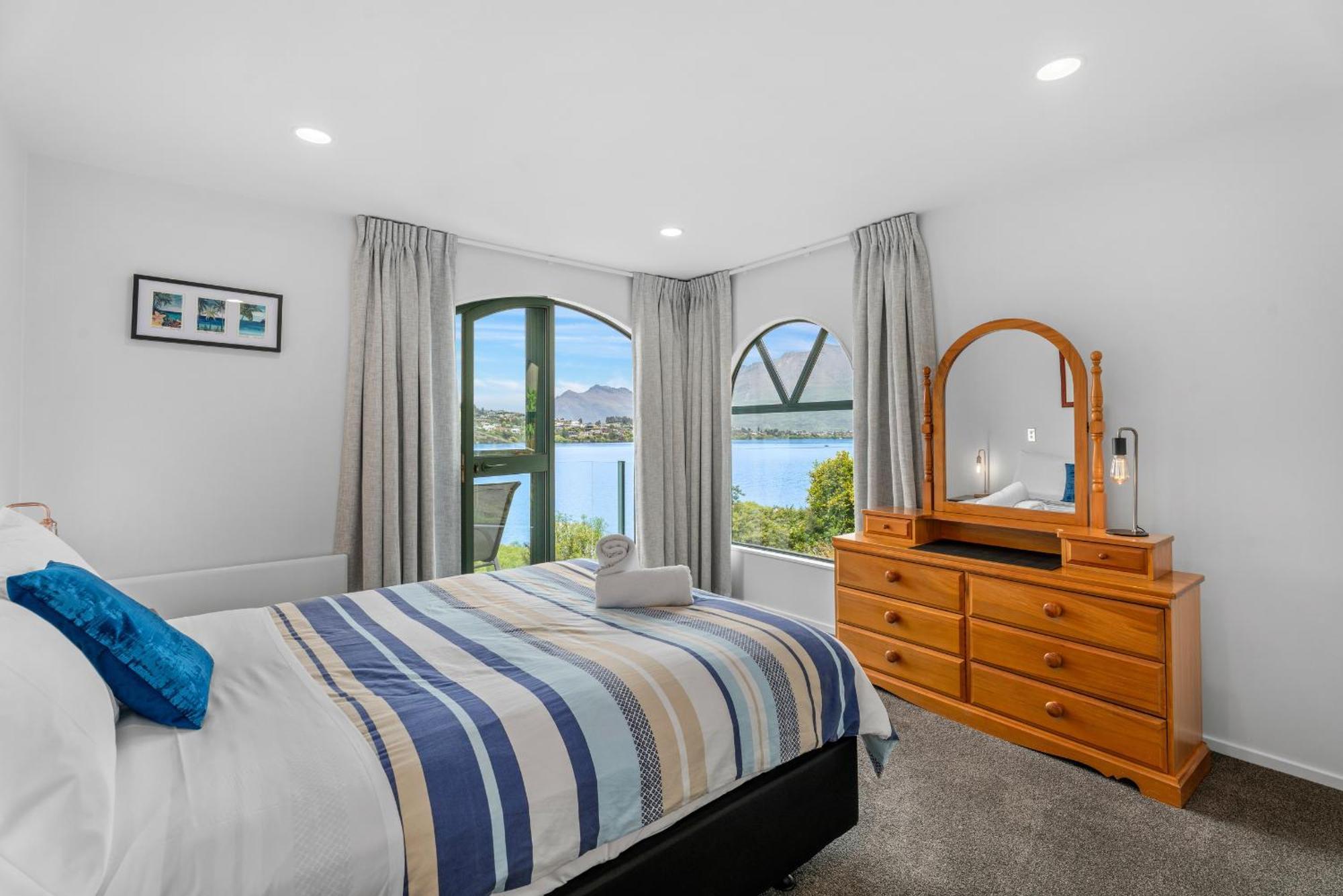 Frankton House - Queenstown Holiday Home Dış mekan fotoğraf
